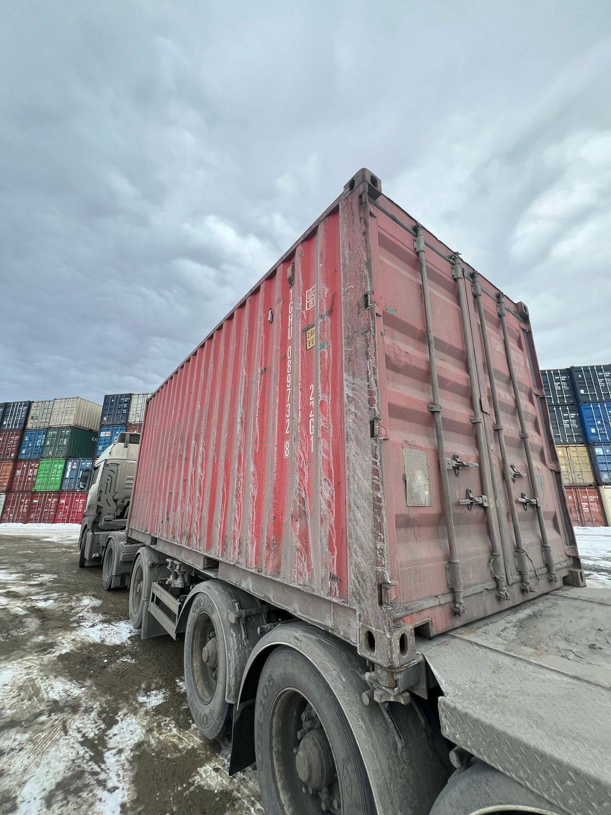 Морской контейнер TGHU0897328